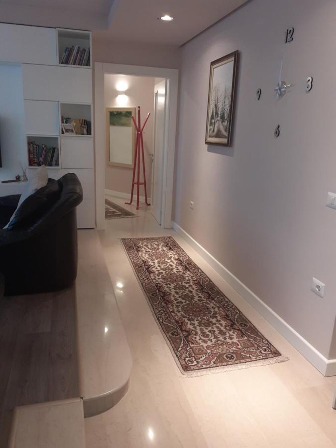 Lake View Apartment Tirana Exteriör bild